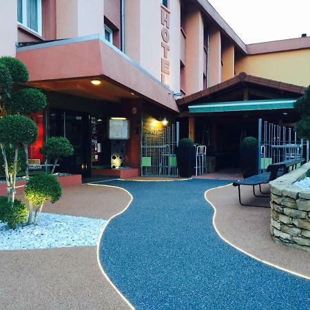 Hotel Burnichon Tarare Bagian luar foto